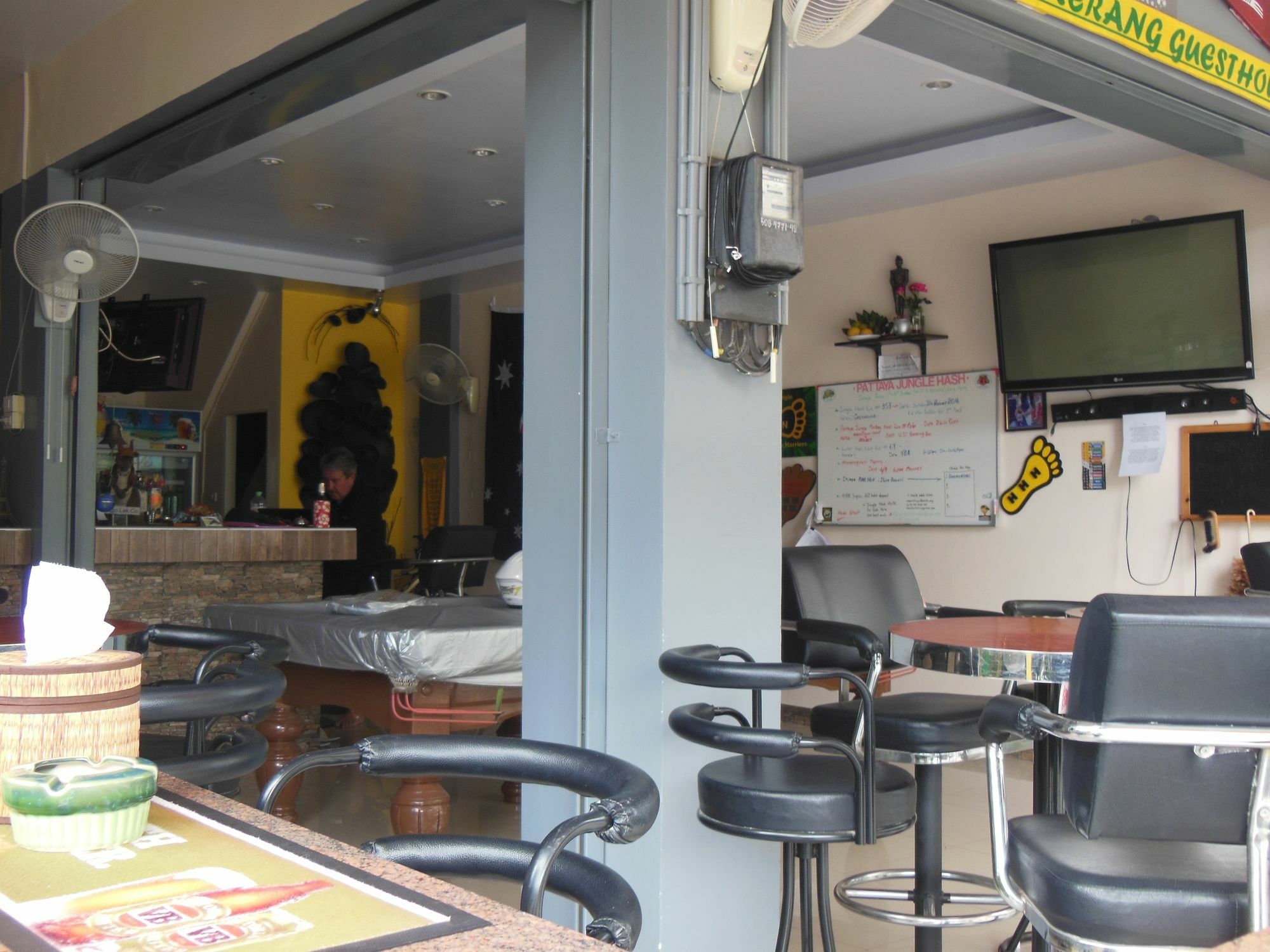 Boomerang Guesthouse And Bar Pattaya ภายนอก รูปภาพ